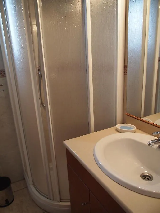 Miramar 31C Apartment Roses