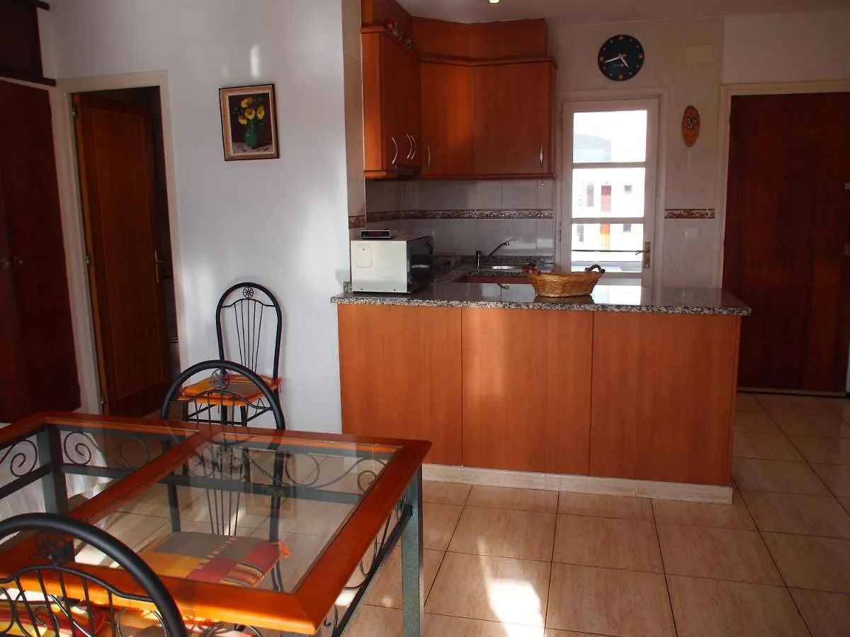Miramar 31C Apartment Roses